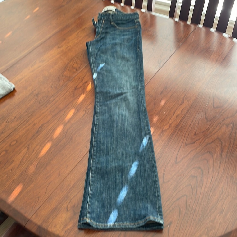 Earnest Am I bootcut size 29 jeans
